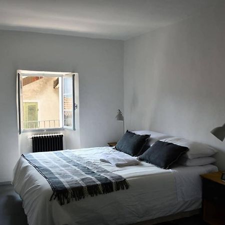 Rocks Apartment Colonno Екстериор снимка