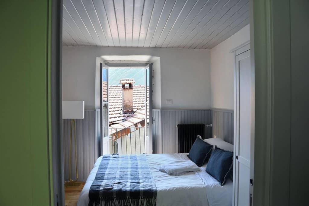 Rocks Apartment Colonno Екстериор снимка
